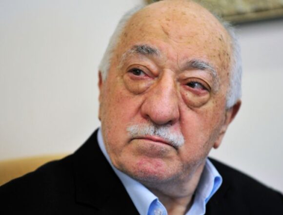 Turkish Cleric Accused of Planning the Failed 2016 Coup Passes Away