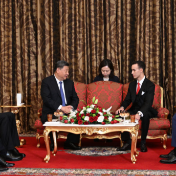 Xi Jinping visits Morocco and holds talks with the Crown Prince