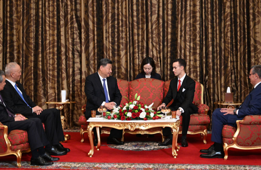 Xi Jinping visits Morocco and holds talks with the Crown Prince